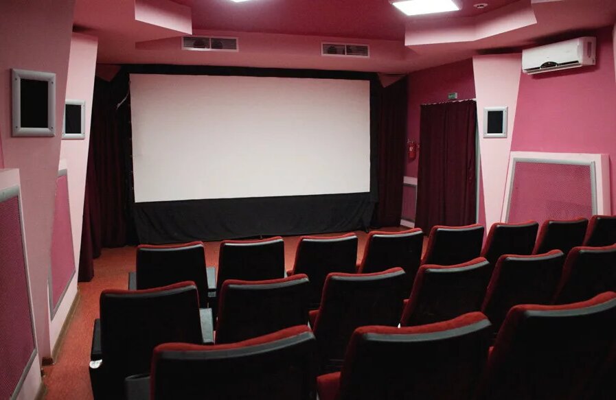 Пермский «Премьер» переедет в здание кинотеатра «Кристалл» до конца 2023 года