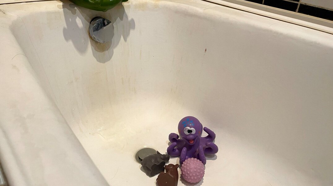 В Кудымкаре пятимесячный ребенок из многодетной семьи утонул в ванной