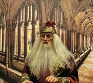 В центре Перми почти два месяца будет работать выставка восковых фигур и анатомических редкостей