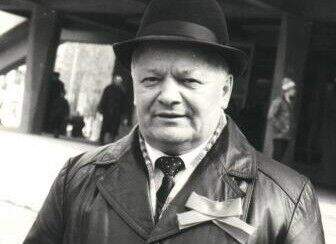 хмелев