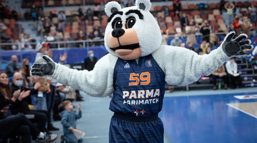 Пермские баскетболисты из «Пармы» одержали победу у команды из Саратова