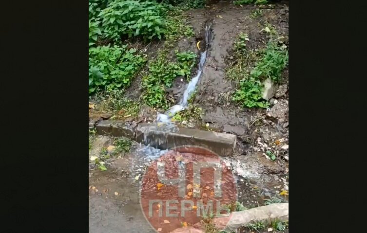 Из-за коммунальной аварии в Индустриальном районе Перми отключат воду