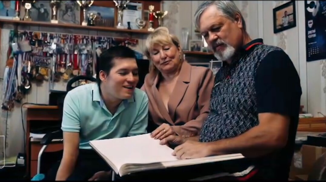 Родители пермского паралимпийского чемпиона рассказали о том, как спорт повлиял на их жизнь