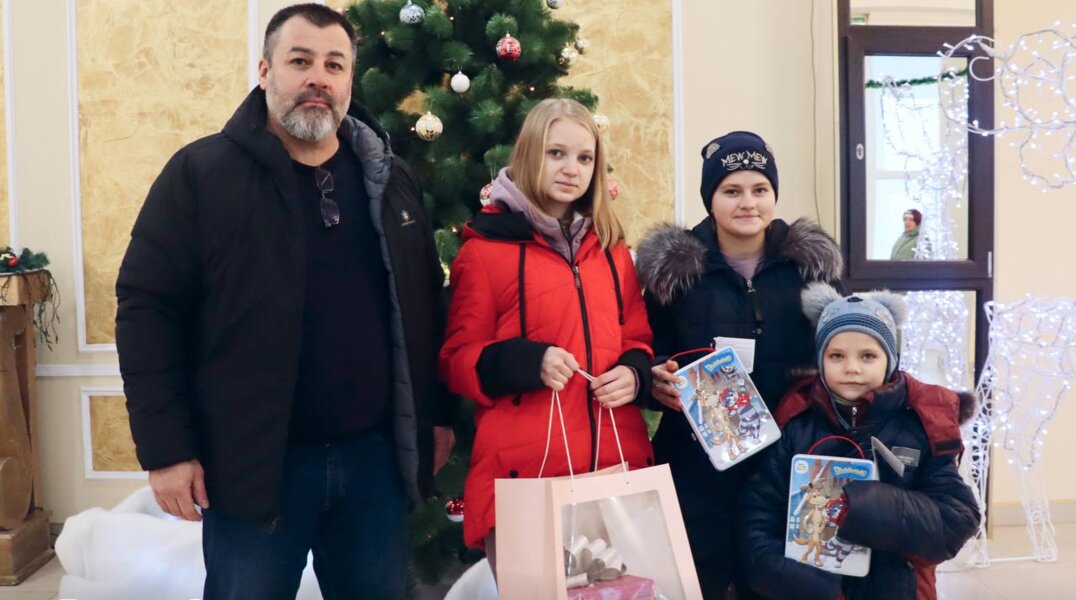 Благодаря акции «Ёлка желаний» исполнились мечты ребят из Перми и Северодонецка