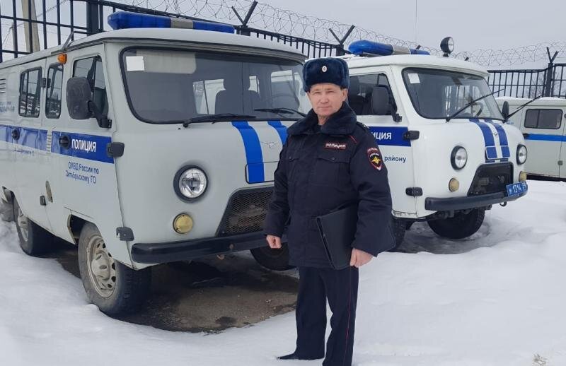 В Прикамье полицейский спас жизнь мужчине