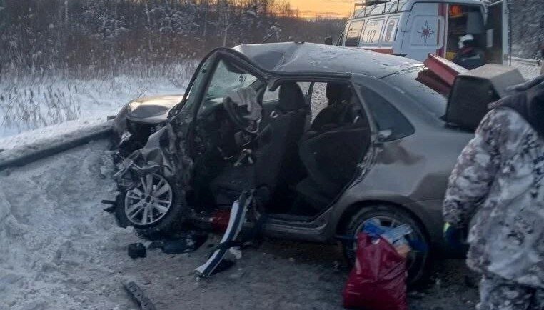 Молодая семья серьезно пострадала в ДТП в Краснокамском округе