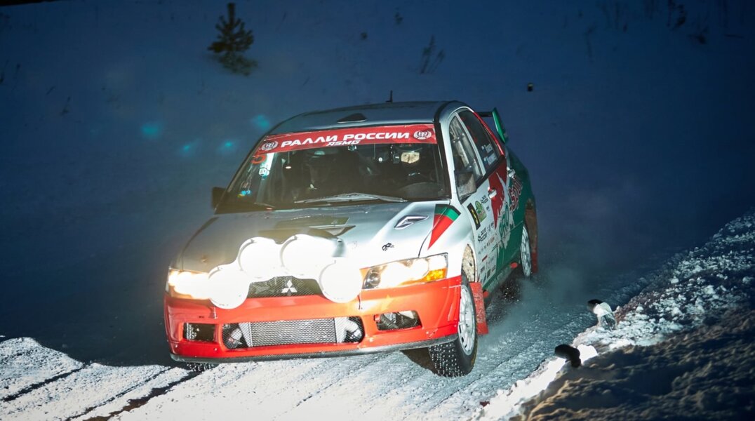 В прикамском селе Барда проходит первый этап Чемпионата России по ралли