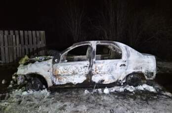 После обнаружения тела мужчины в сгоревшем автомобиле в Добрянке возбудили уголовное дело