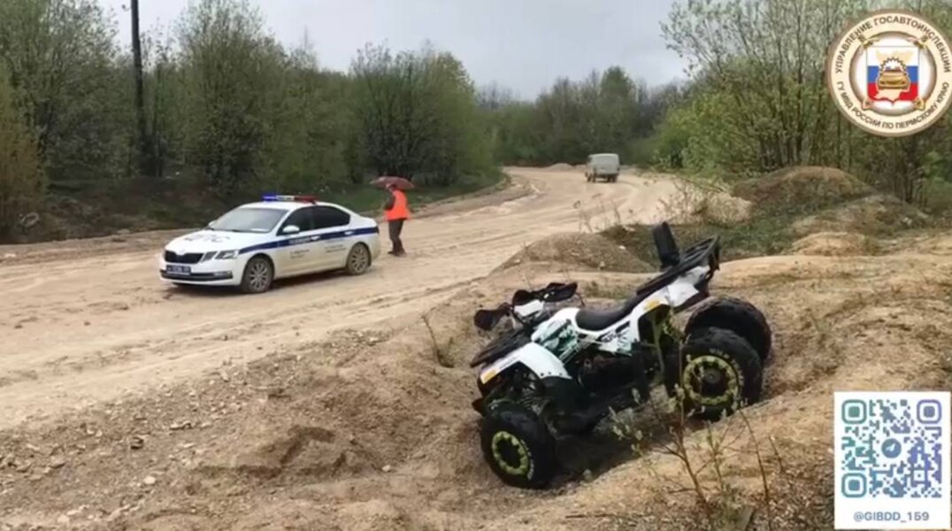 В Прикамье 55-летний мужчина упал с квадроцикла около лесного массива и умер