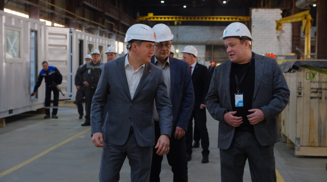 Губернатор Прикамья посетил предприятия и районную больницу Добрянского округа