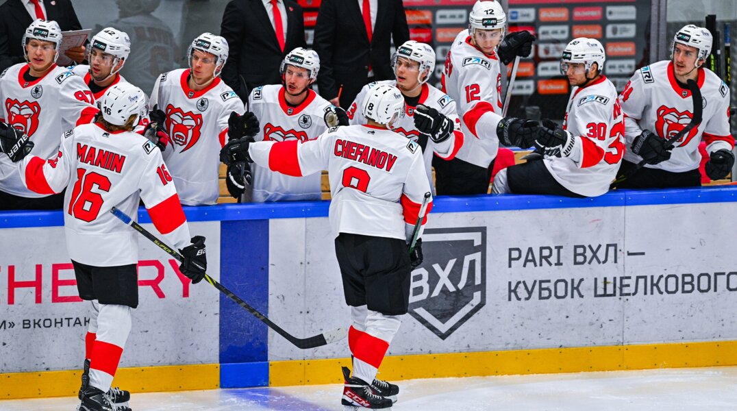 Пермский ХК «Молот» уступил ХК «СКА-Нева» со счетом 2:5