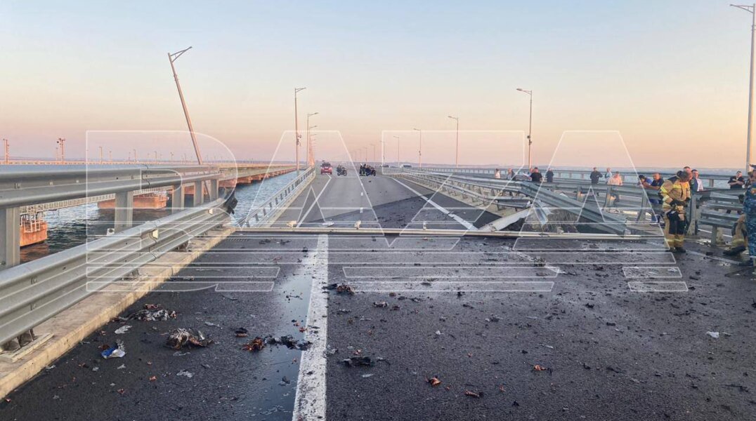 В России атаковали Крымский мост: что известно к этому часу