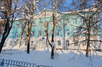 Губернатор Прикамья Дмитрий Махонин посетил обновленную горнозоводскую школу