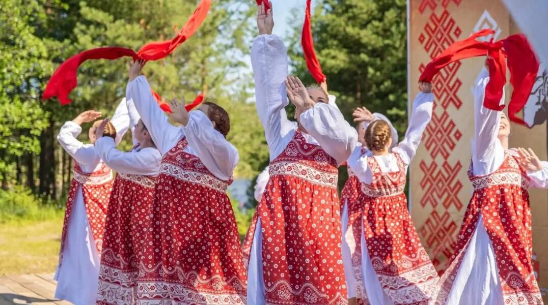 фестиваль  «Пернаег. Звоны Пернаега на Земле Перы»