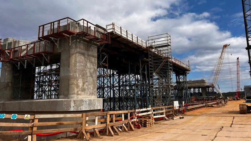 Строительство нового моста через Каму ведется с опережением графика