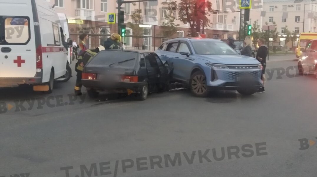 В центре Перми произошло ДТП с пострадавшими