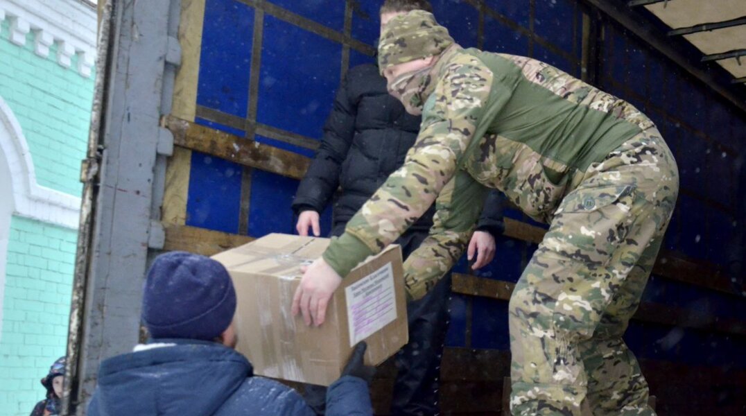 Пермская епархия передала Донбассу 15 тонн гуманитарного груза