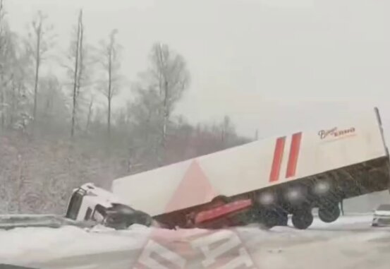 Из-за аварии на Краснокамской объездной дороге скопилась пробка в несколько километров