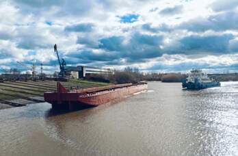 Пермская судоверфь спустила на воду баржи с женскими именами
