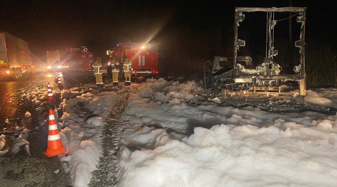 В страшной аварии на границе Пермского края и Удмуртии погибли водитель и два пассажира
