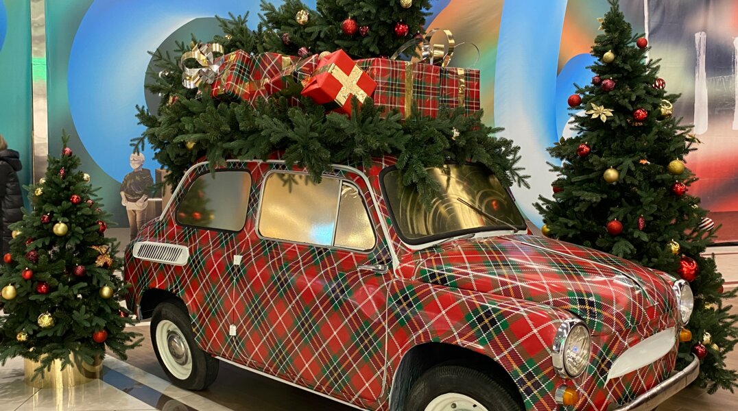 Акробаты и бразильские шоу: как пермяки готовятся к новогодним корпоративам