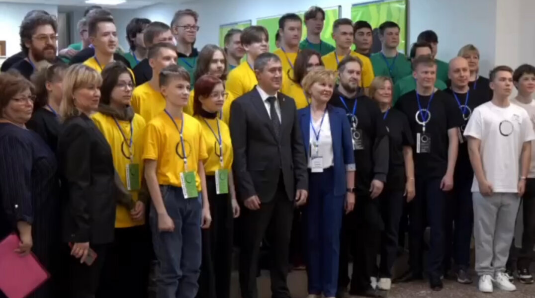 Губернатор Пермского края пообщался с участниками регионального этапа чемпионата «Профессионалы»