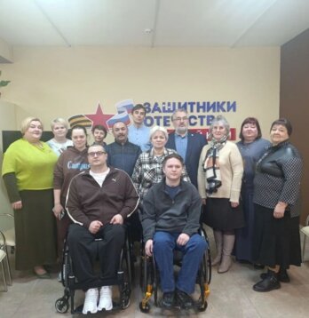 Лапти, стихи, спорт и учеба. Диалог с героями в фонде «Защитники Отечества»