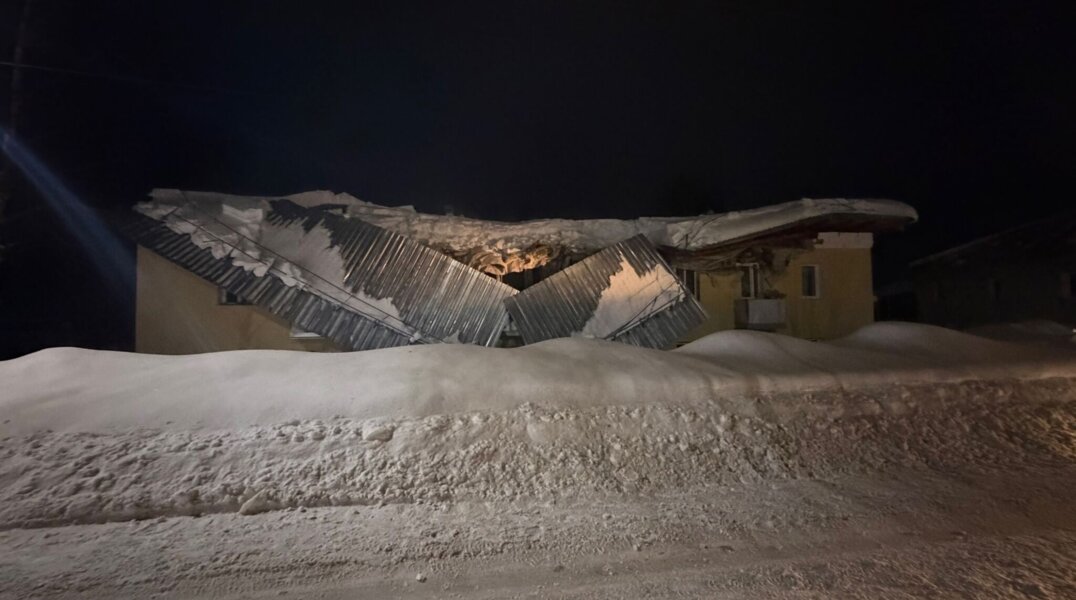 В Александровске обрушилась крыша жилого дома