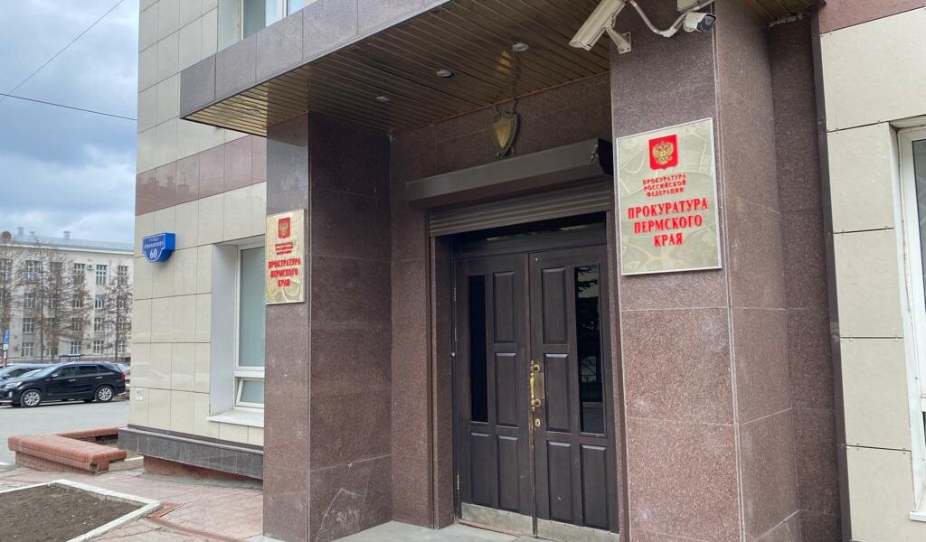 Прокуратура организовала проверку после сообщения о смерти пациентки «скорой» в Прикамье