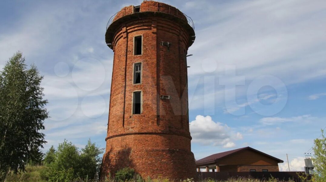 Под Пермью продают водонапорную башню