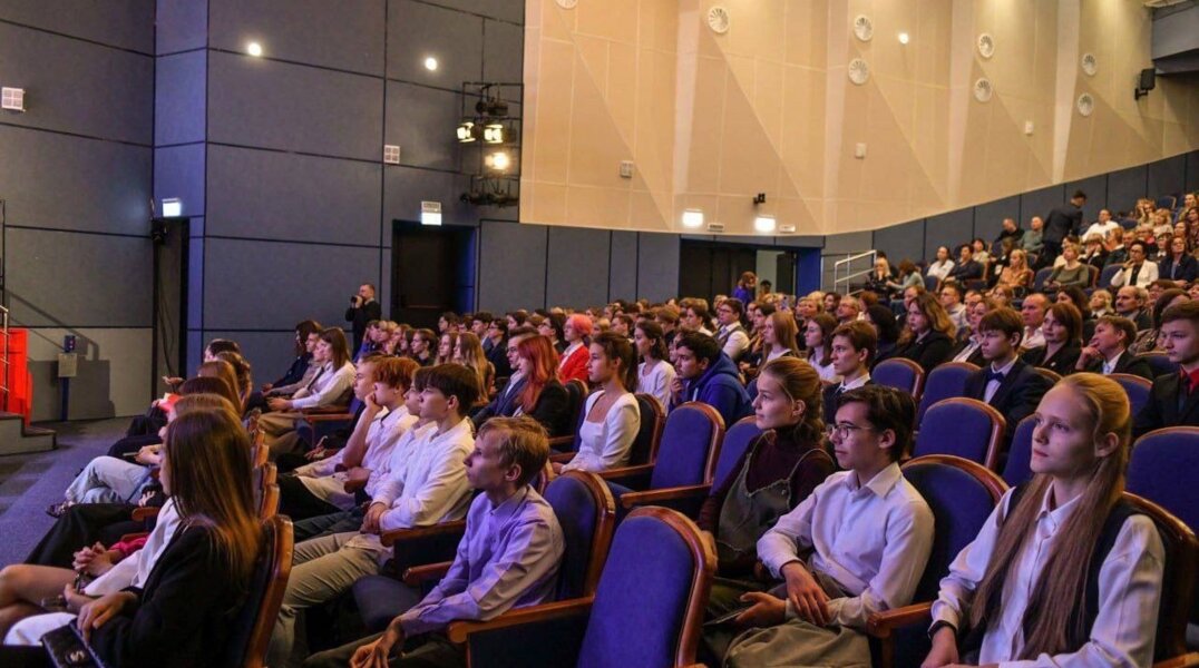 Власти Перми повысят размер премии для талантливых школьников