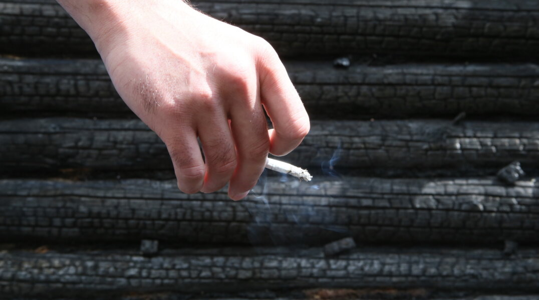 За первую половину 2024 года число погибших из-за неосторожного курения увеличилось на 50%