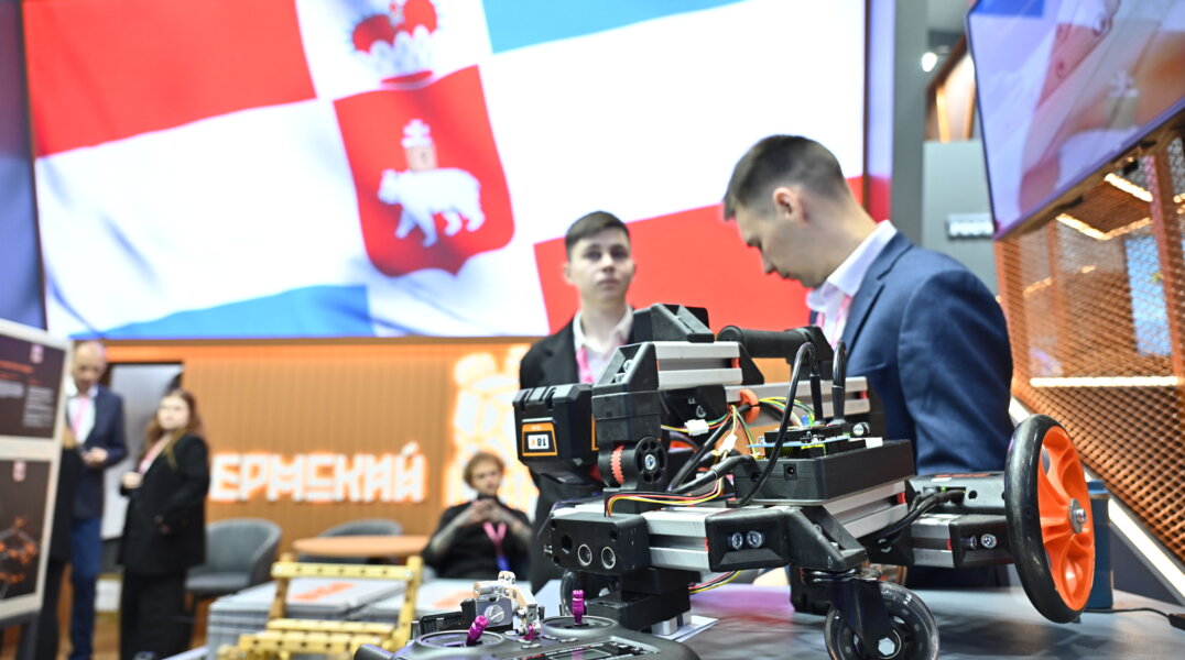 Делегация Пермского края приняла участие в Международной промышленной выставке ИННОПРОМ-2025