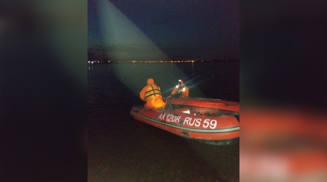 В Перми 1 мая в районе набережной спасатели вытащили из воды молодого человека