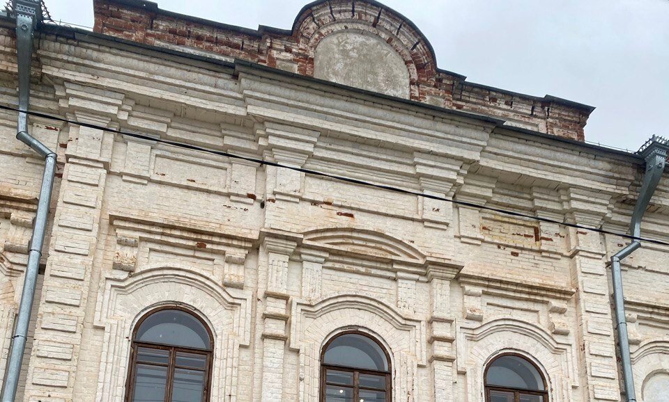 Историческое здание Оса