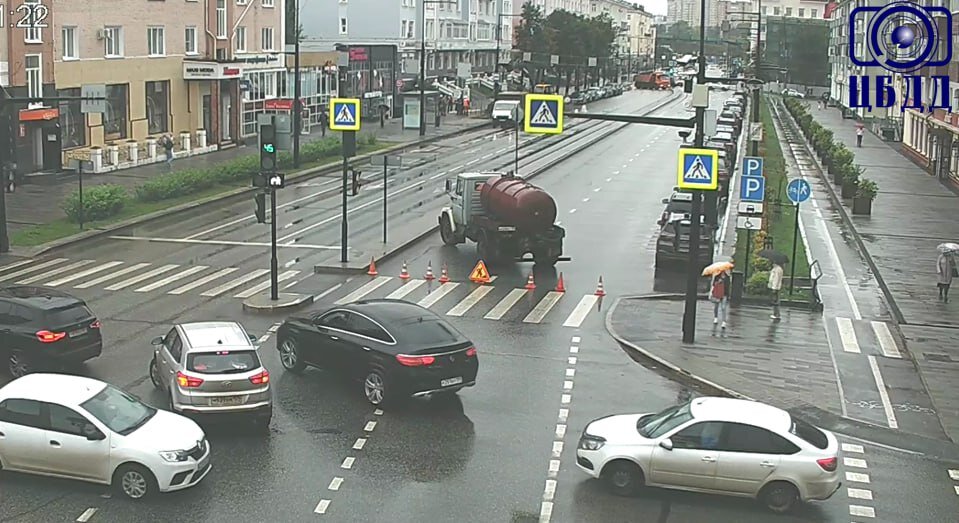В Перми перекрыли участок центральной улицы из-за аварии на электросетях
