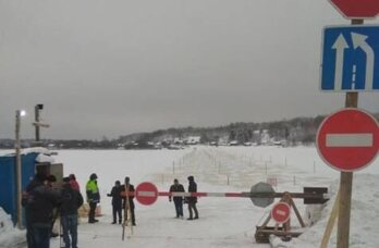 В Прикамье обрушилась ледовая часть одной из переправ