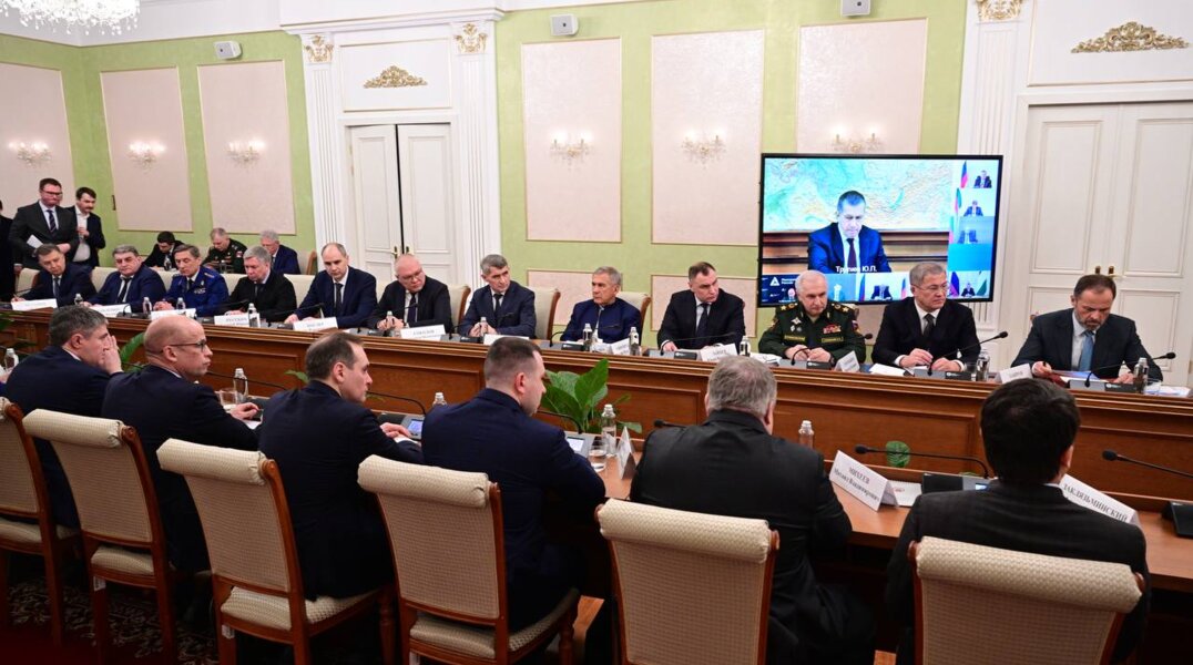 Губернатор Прикамья побывал заседании по организации военной службы и поддержки бойцов СВО с Дмитрием Медведевым