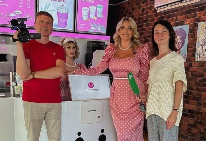 Пермскую мороженщицу-робота Дуняшу покажут на НТВ