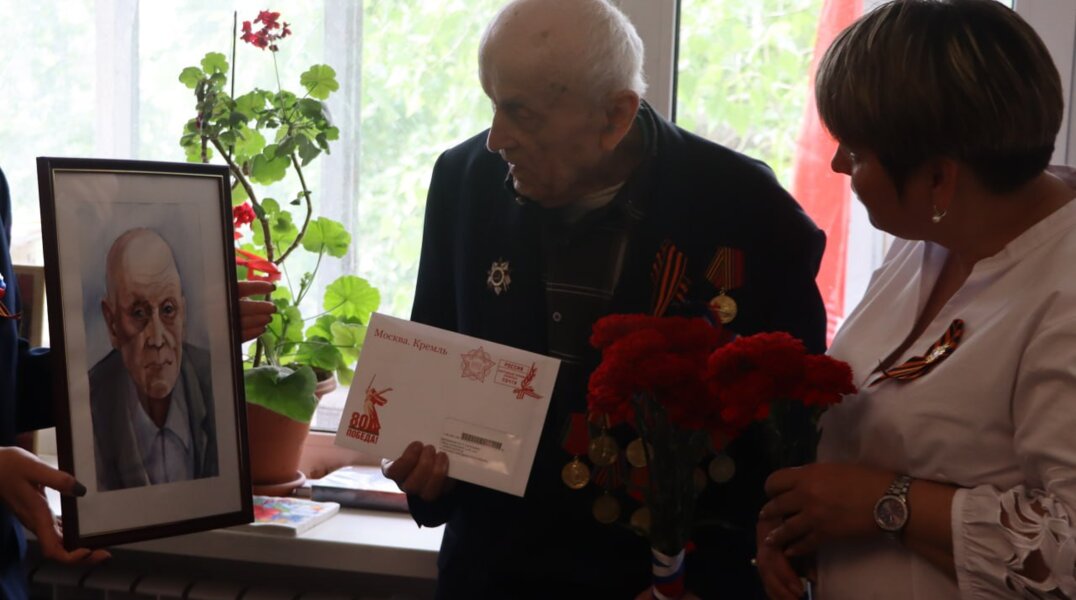 Ветеранам из Северодонецка вручили подарки от Пермского края