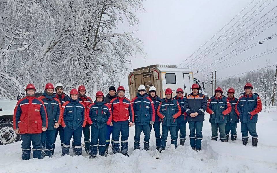 Россети сообщили о режиме повышенной готовности в Прикамье из-за снегопада