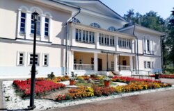 Оковы, звероящеры и африканское сафари. Рассказываем об уникальностях музеев малых городов Прикамья