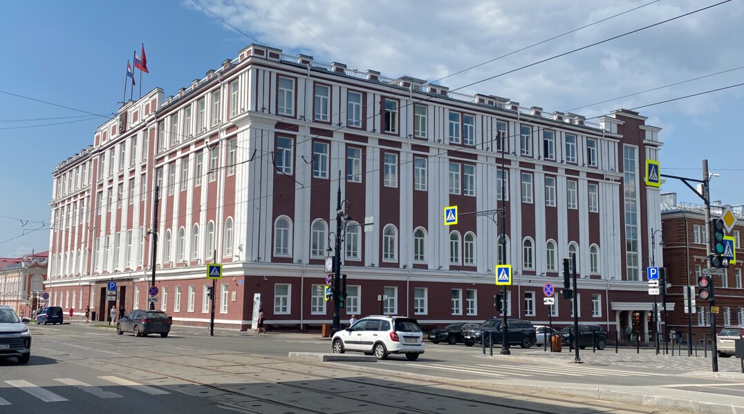 Губернатор Пермского края выступает за сокращение чиновников городской мэрии