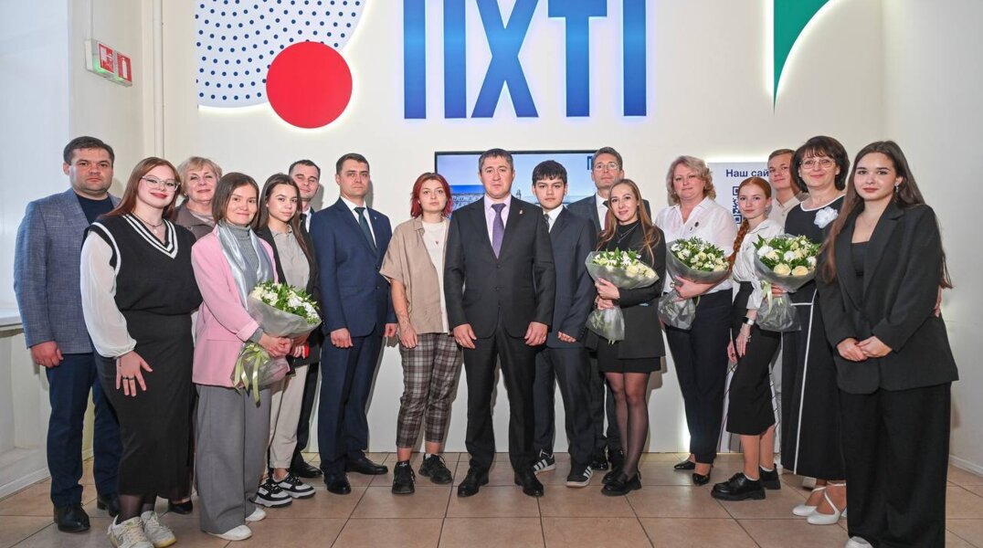 Дмитрий Махонин встретился с участниками федерального проекта «Профессионалитет»