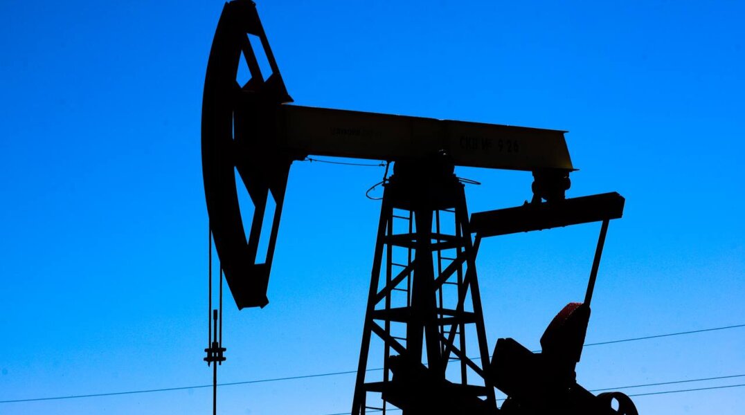 ВТБ прогнозирует рост добычи нефти и расширение экспорта газа в Азию