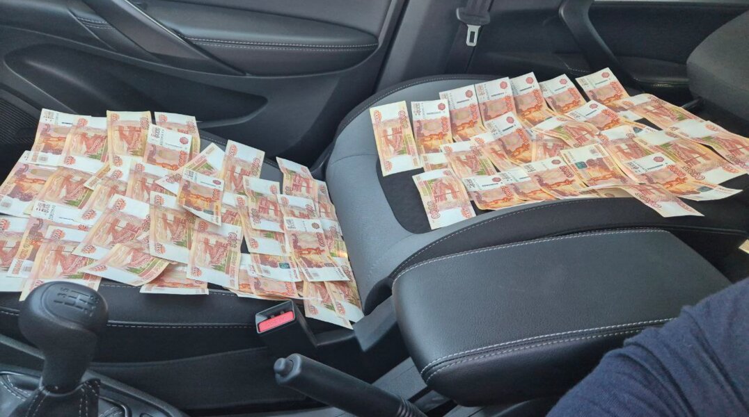 Уроженцы Закавказья пытались дать крупную взятку сотруднику ФСБ Прикамья