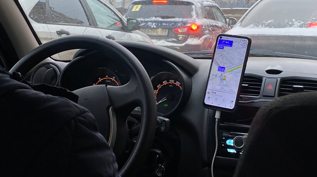 Крупная пробка образовалась перед Чусовским мостом в Перми