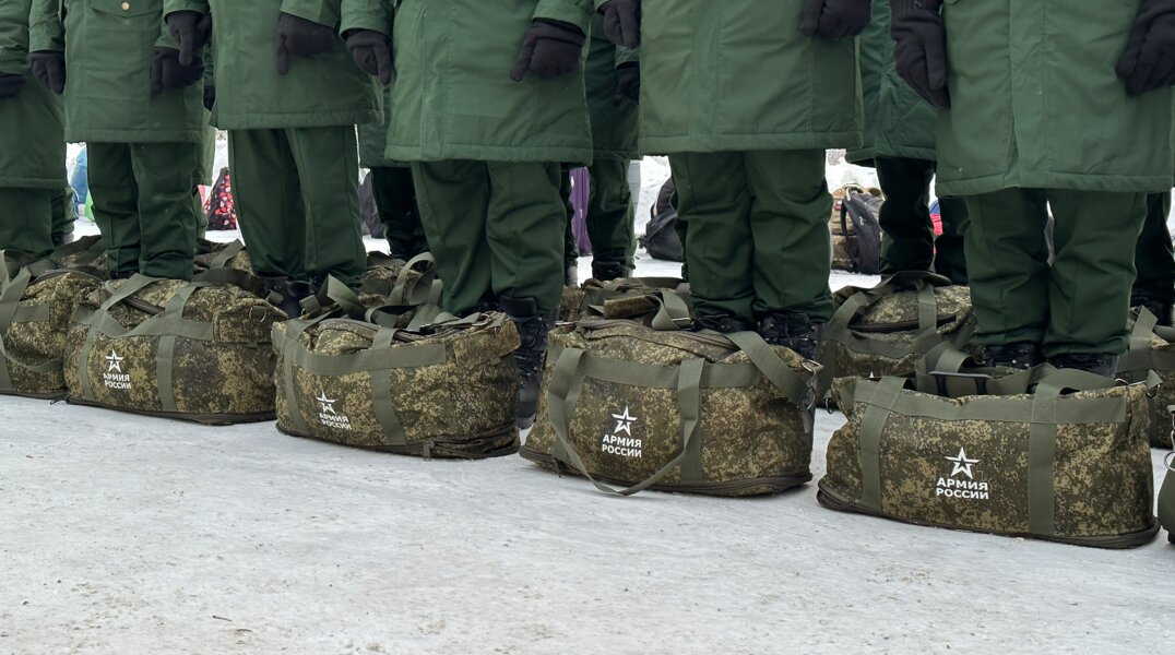 Семь пермских военнослужащих вернулись из украинского плена