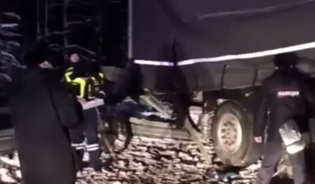 В Прикамье в ДТП с тремя машинами погиб водитель грузового автомобиля