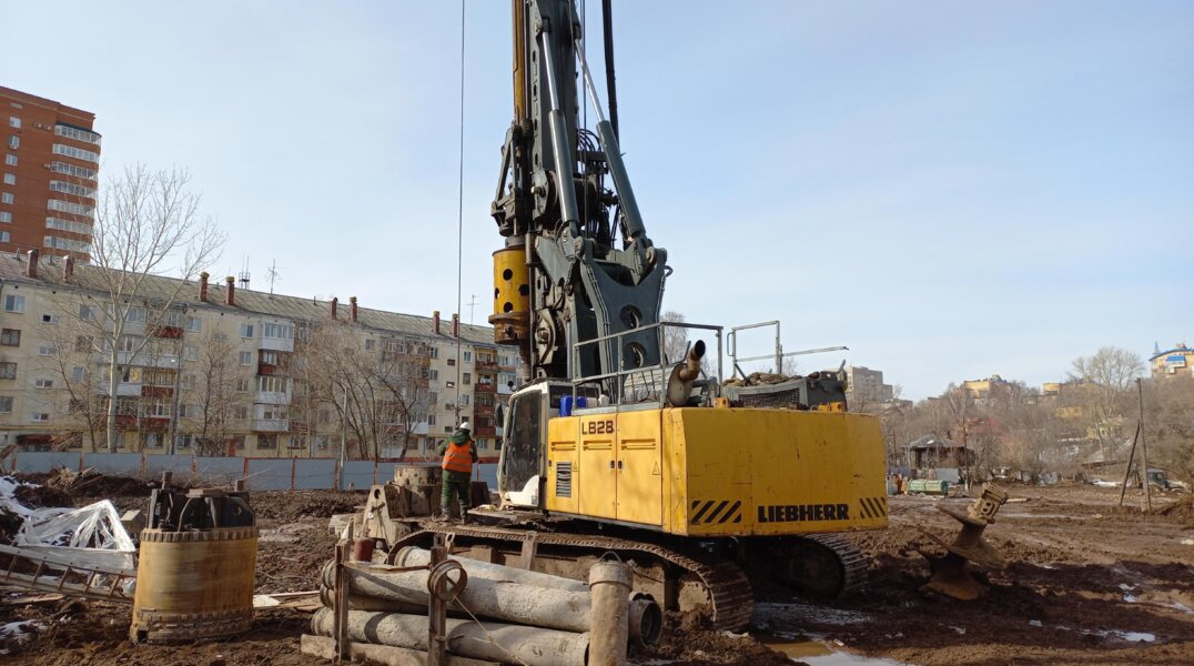 Строители приступили ко второму этапу реконструкции улицы Крисанова в Перми
